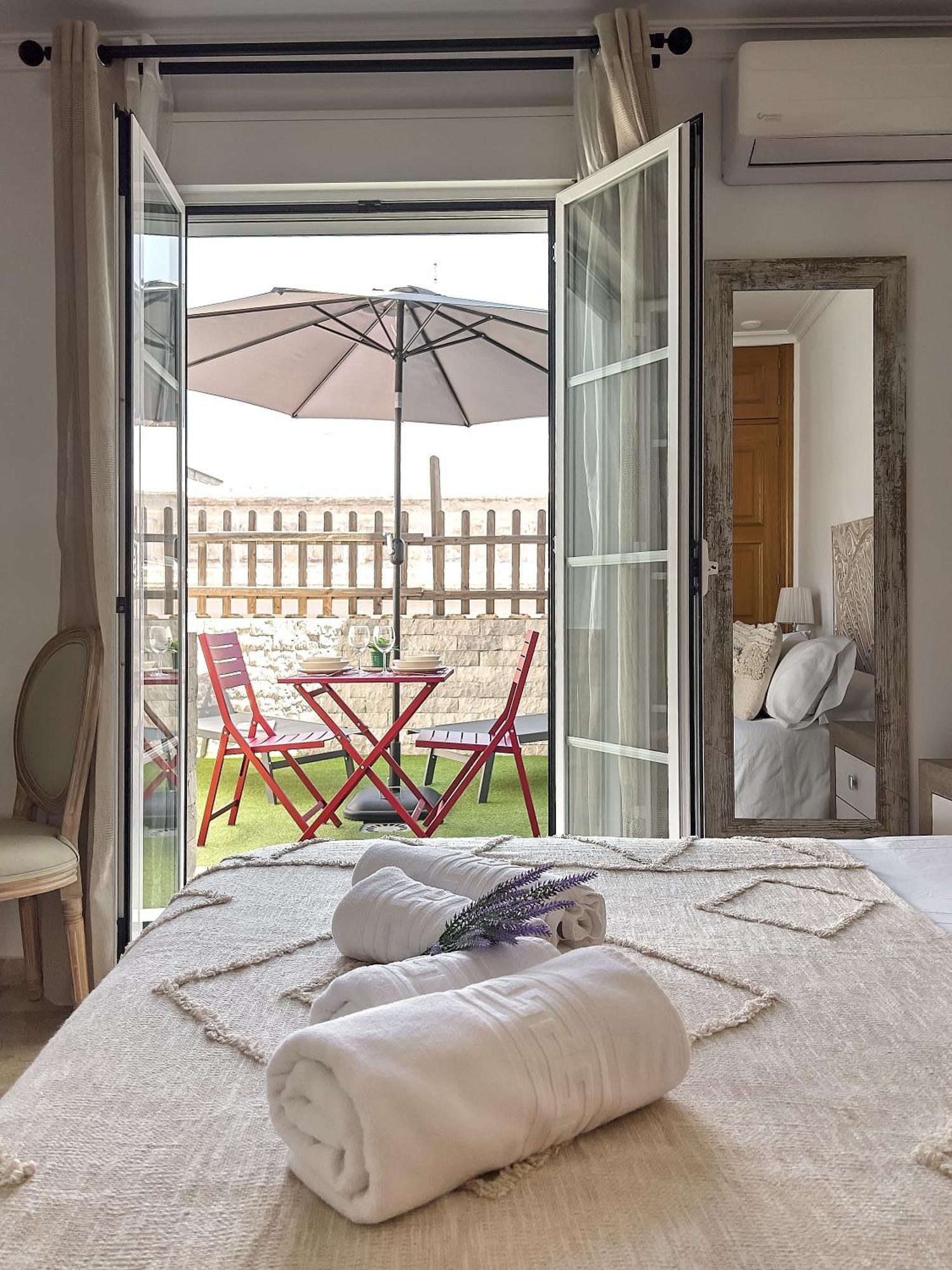 Studio Novena Little Apartments Cádiz Eksteriør billede