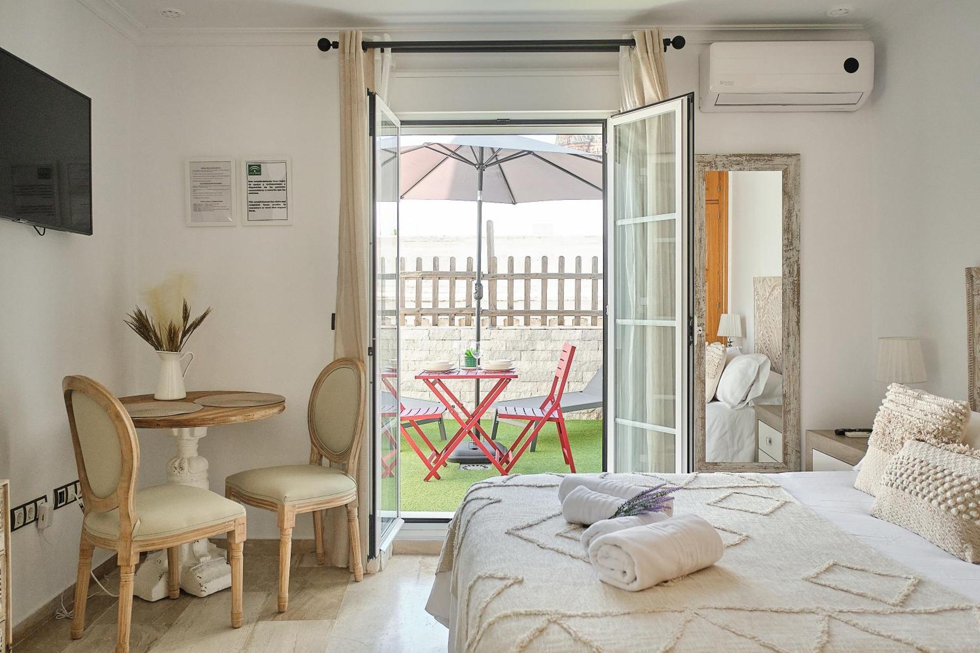 Studio Novena Little Apartments Cádiz Eksteriør billede