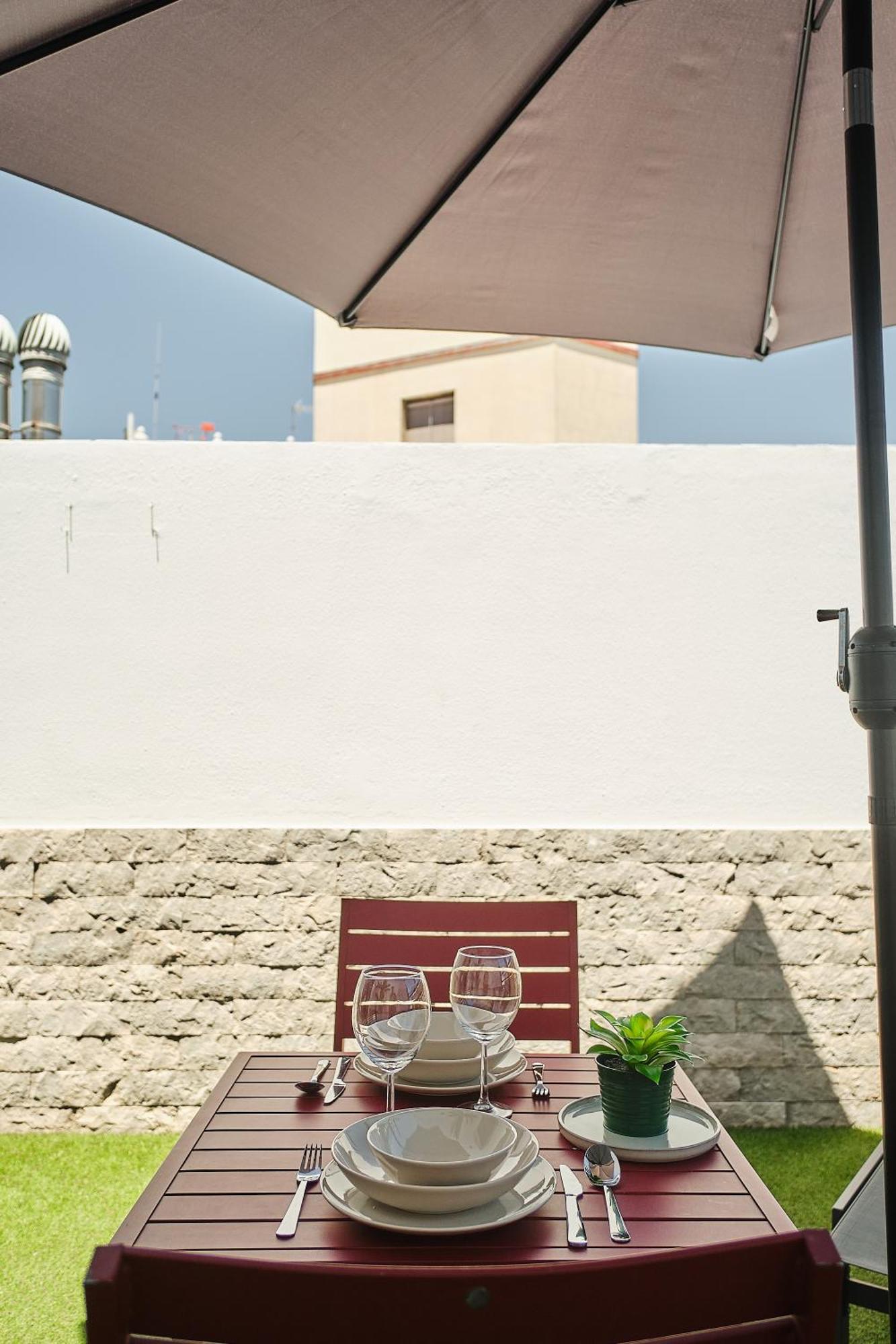 Studio Novena Little Apartments Cádiz Eksteriør billede
